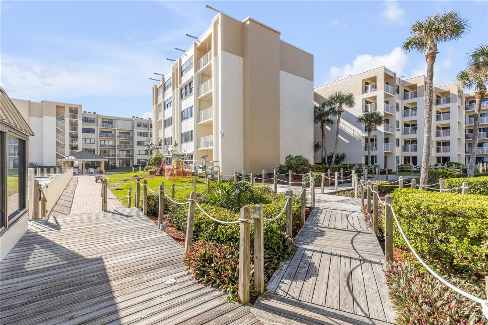CASTLE REEF CONDO - Residential