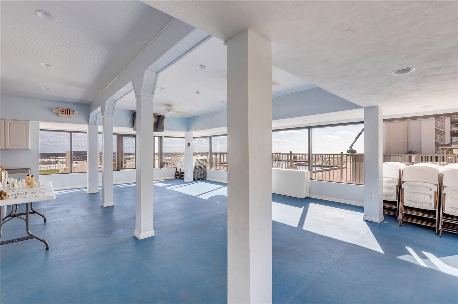 CASTLE REEF CONDO - Residential