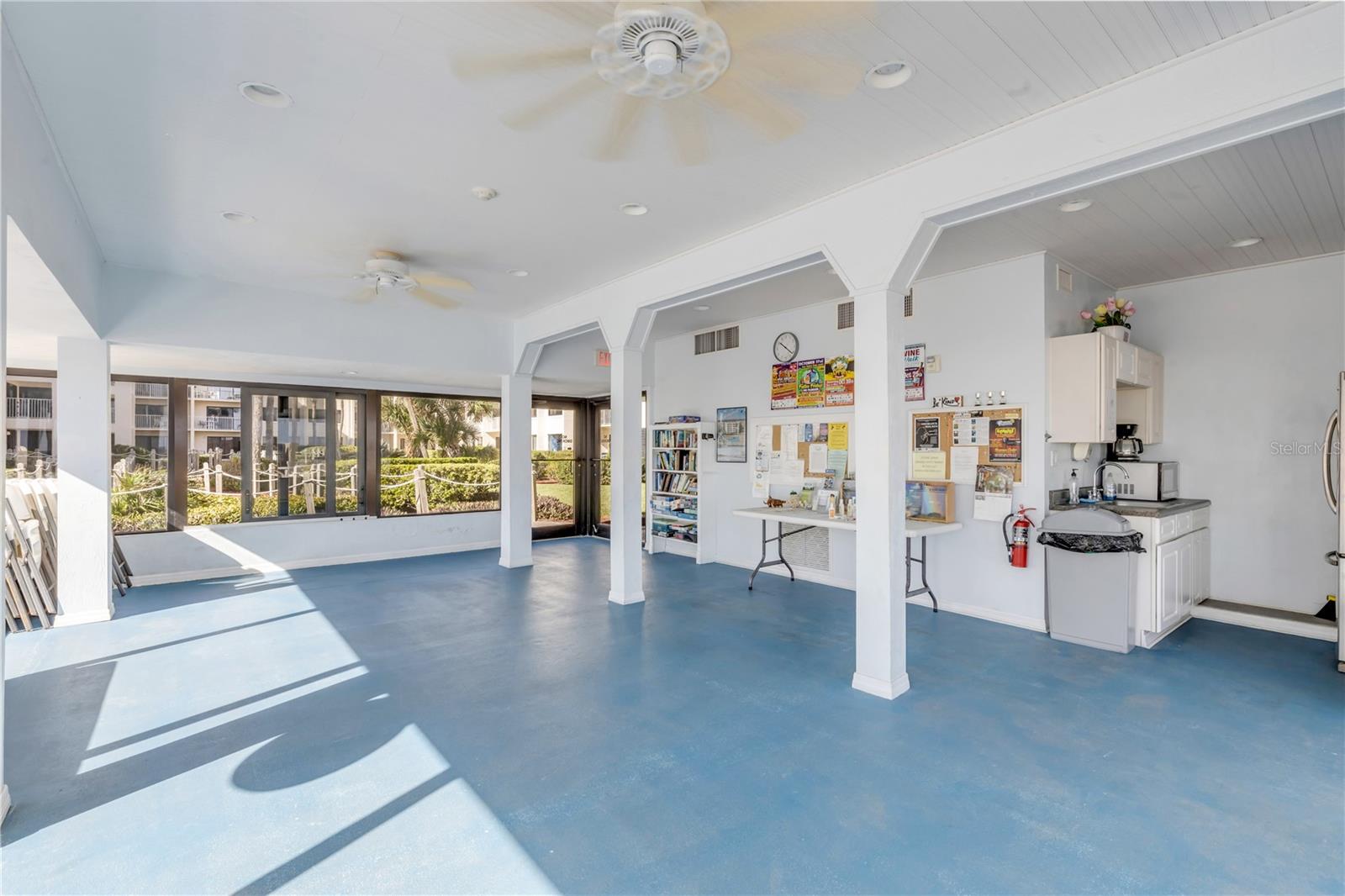 CASTLE REEF CONDO - Residential