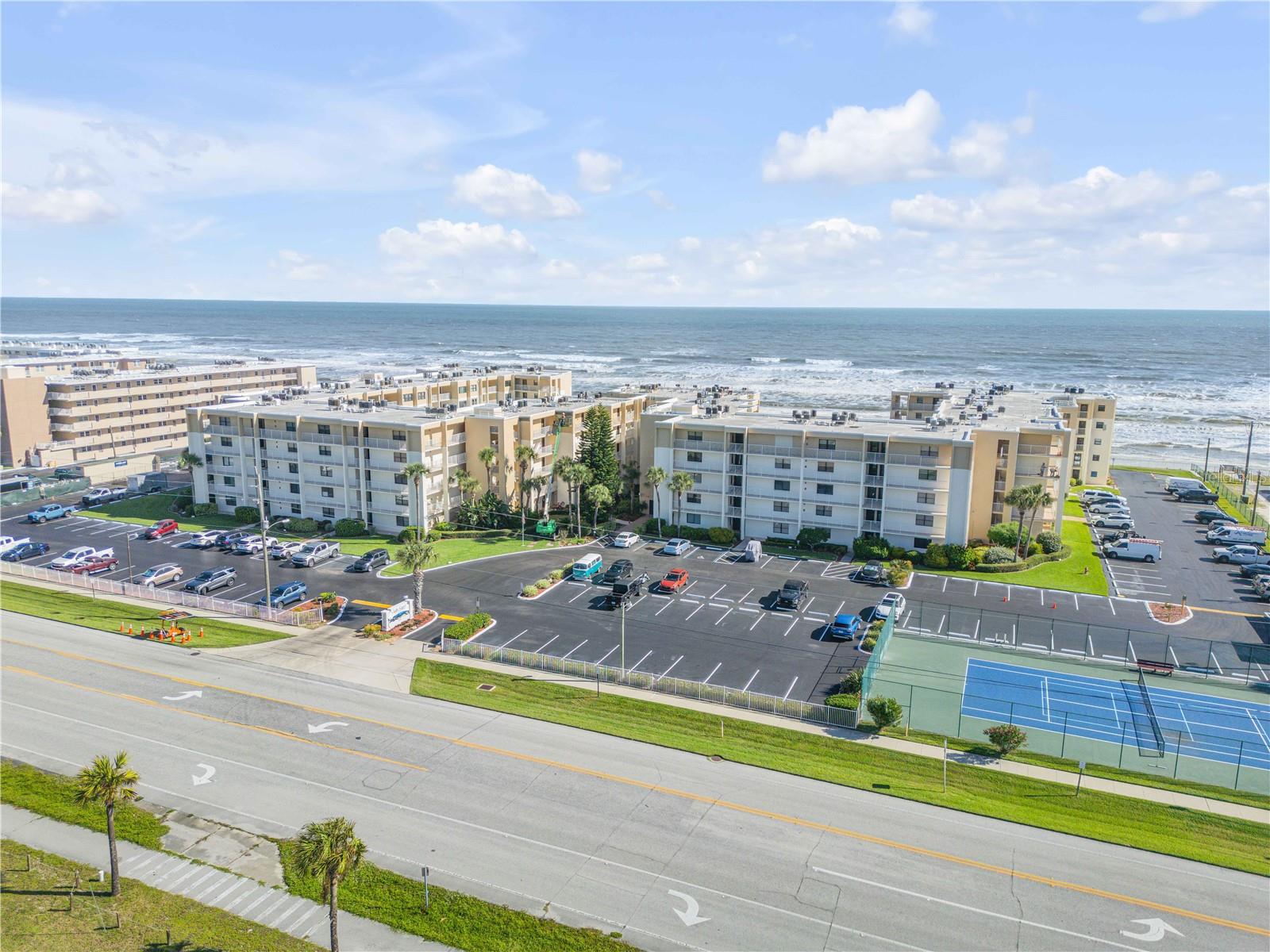 CASTLE REEF CONDO - Residential