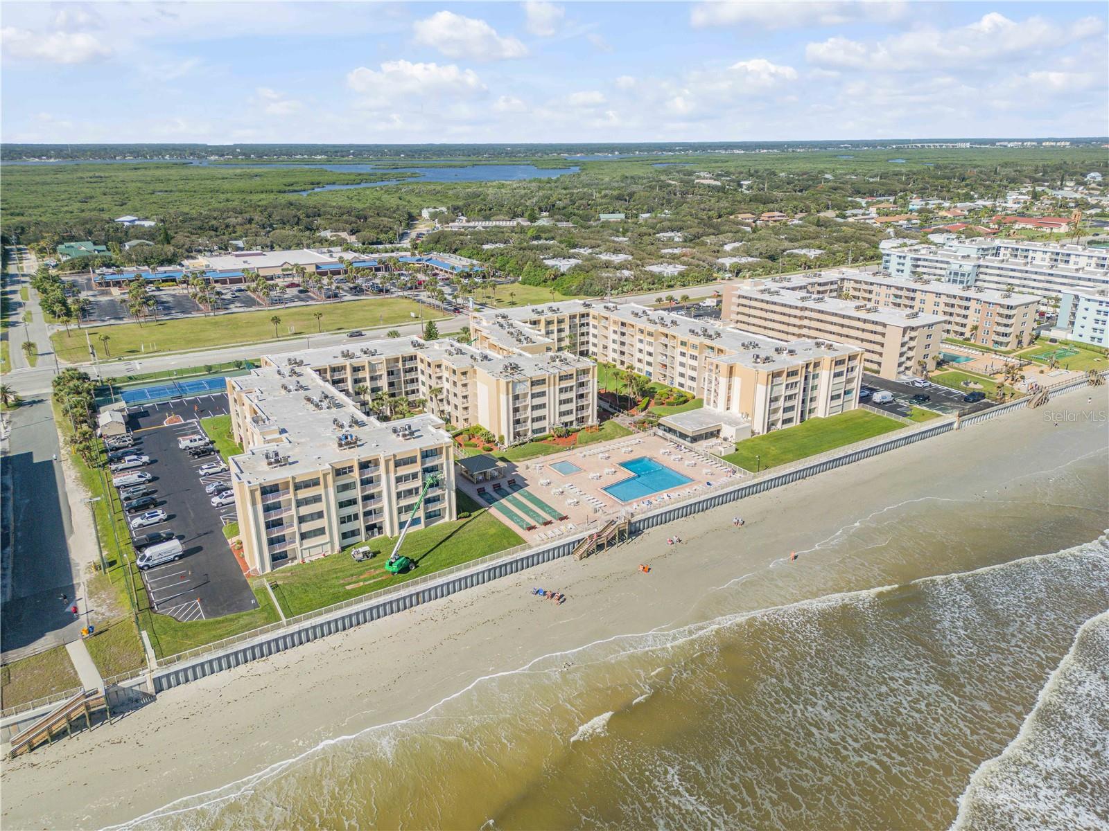 CASTLE REEF CONDO - Residential