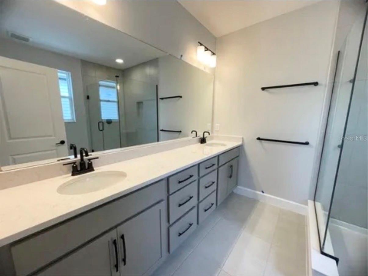 TRIBUTE AT OVATION - Residential Lease