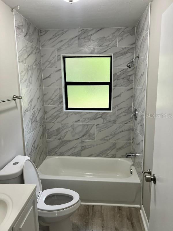 FARMS & OAKS - Residential