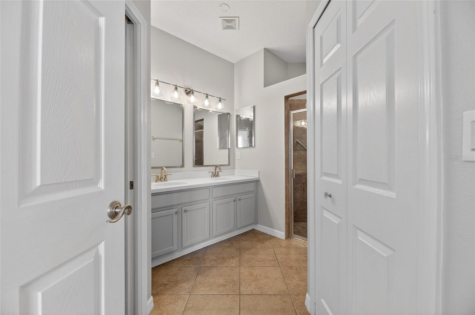 SOUTHSHORE FALLS PH 2 - Residential