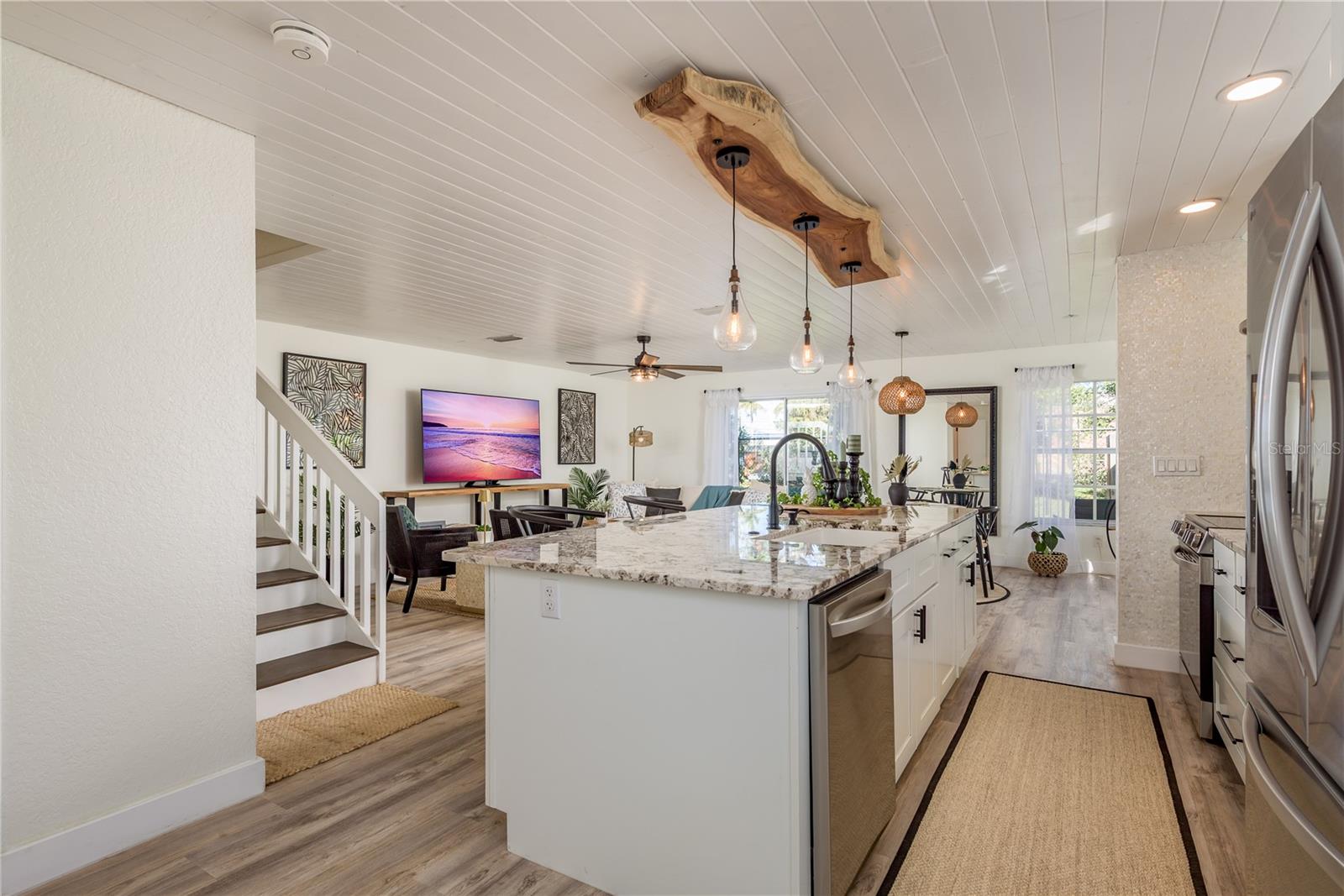 11722 CURRIE LANE D1