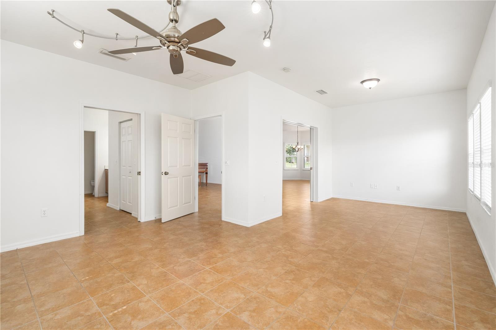 ELLIS PARK PH 2 - Residential