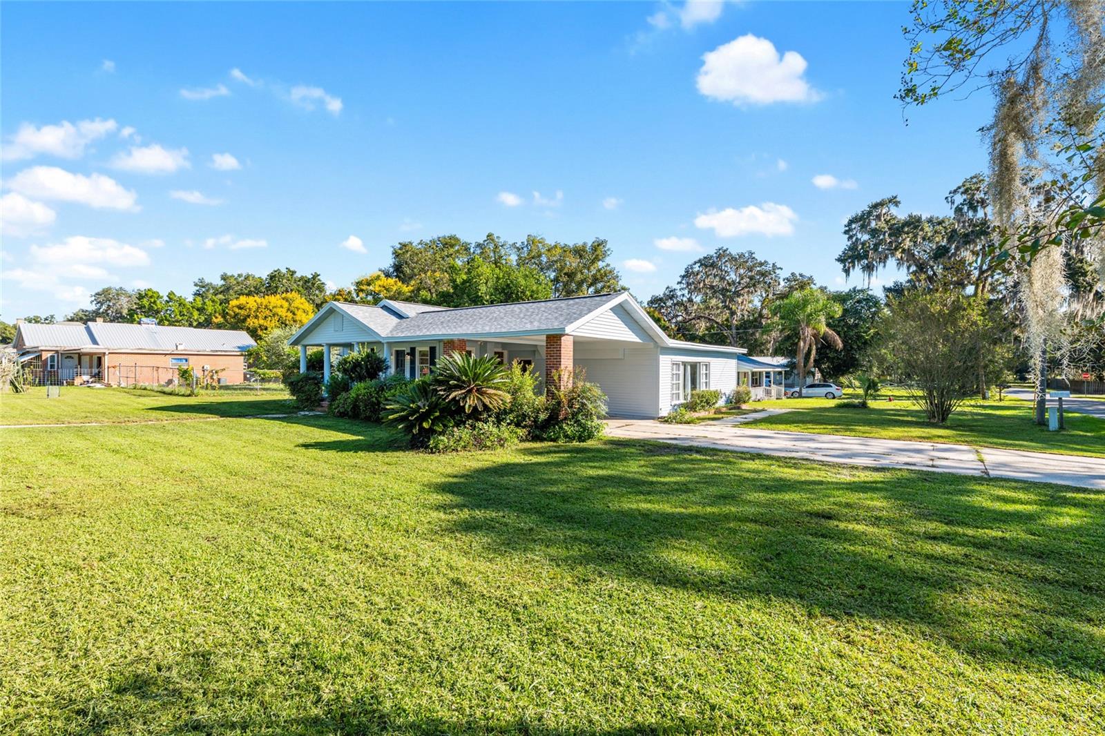 WILLISTON - Residential