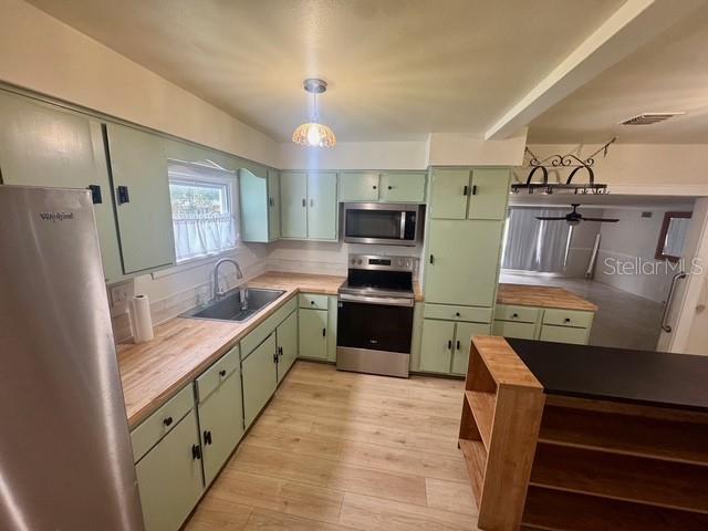 WILLISTON - Residential