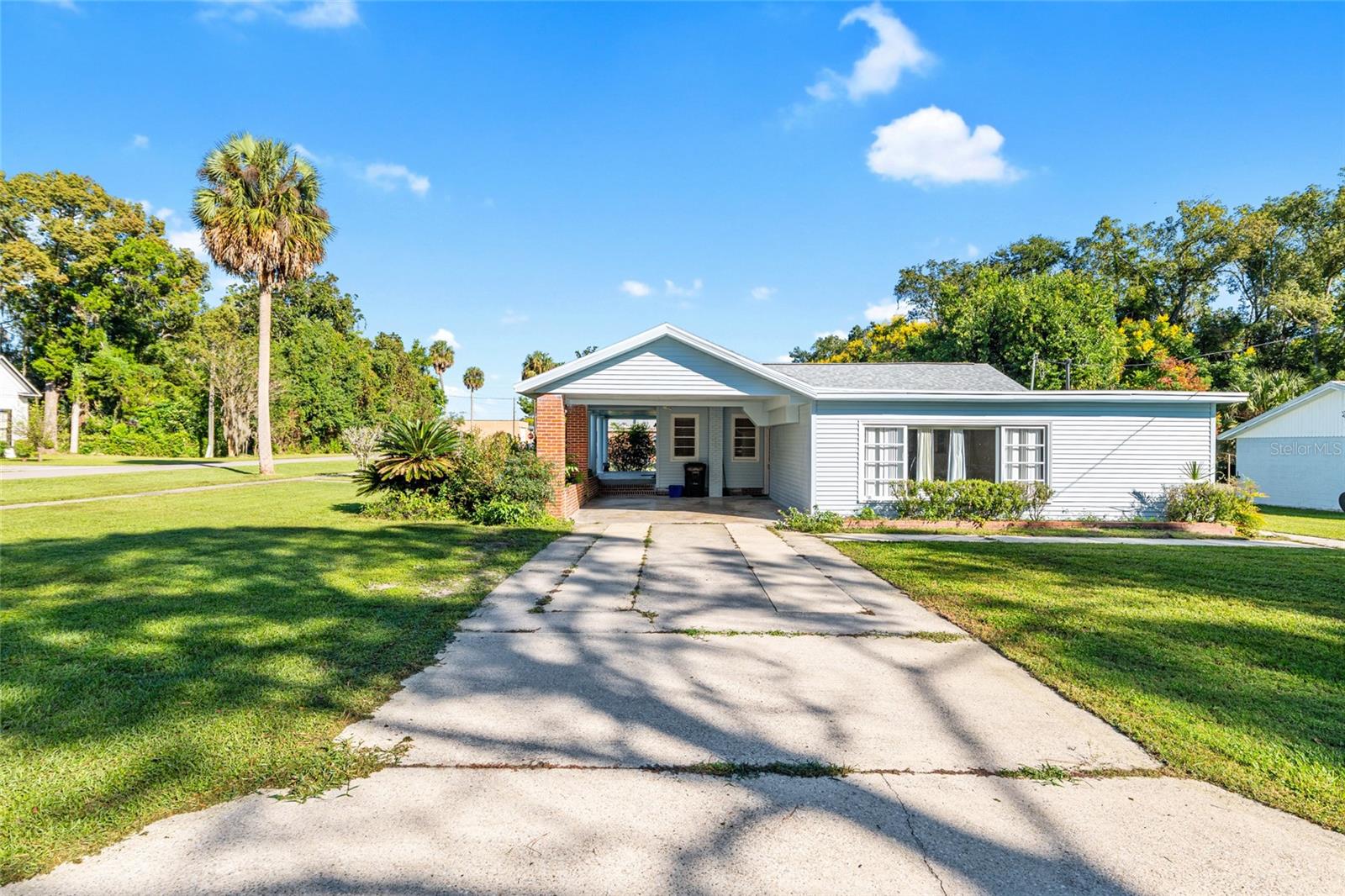 WILLISTON - Residential