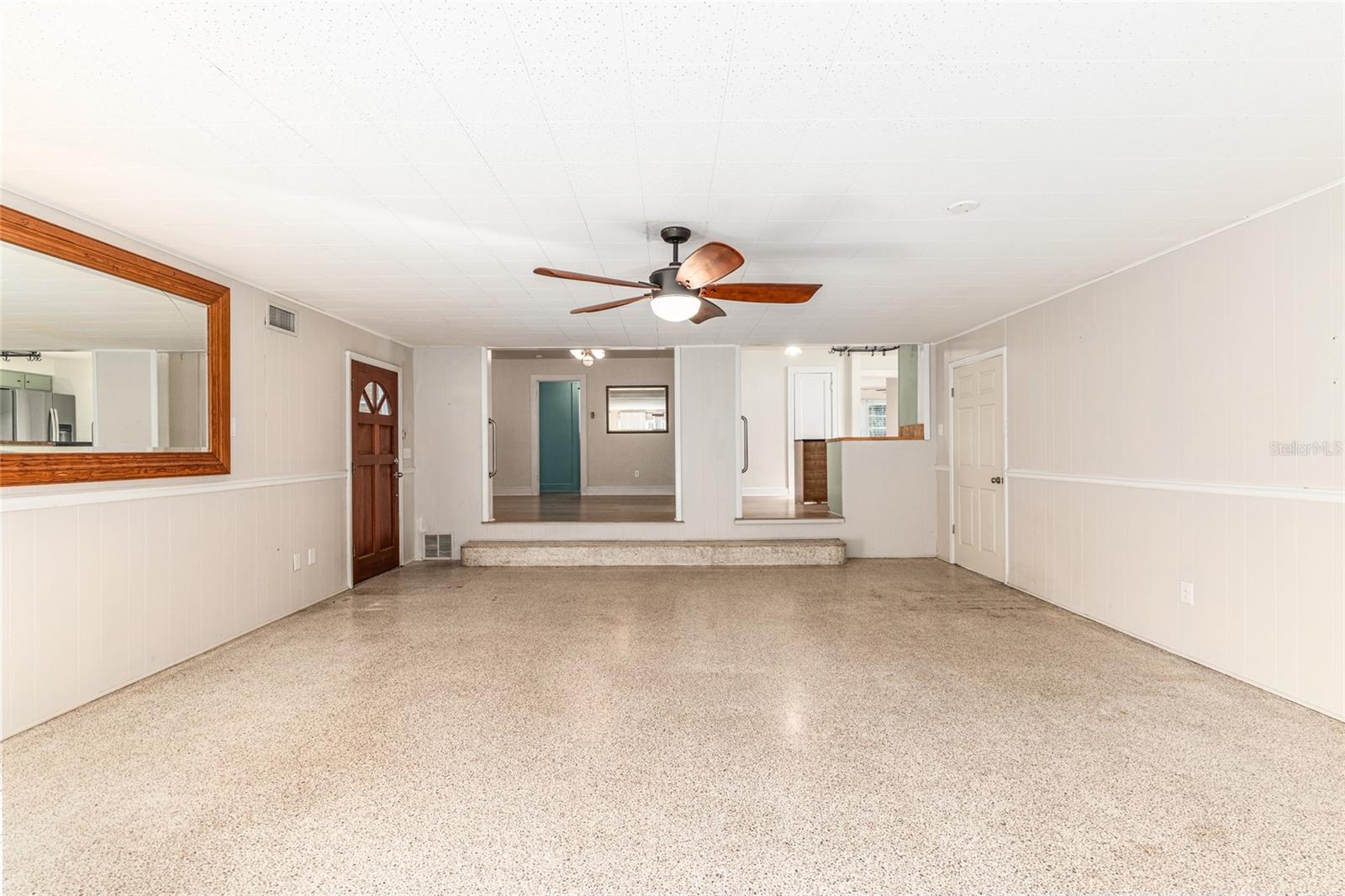 WILLISTON - Residential