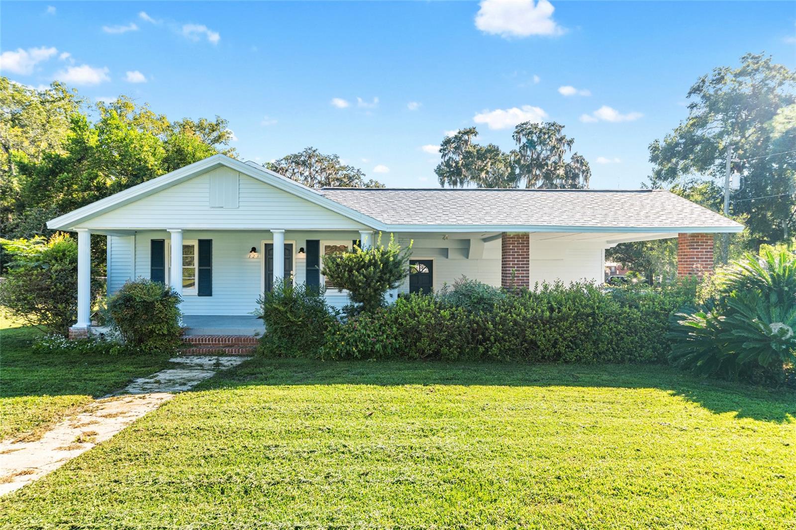 WILLISTON - Residential