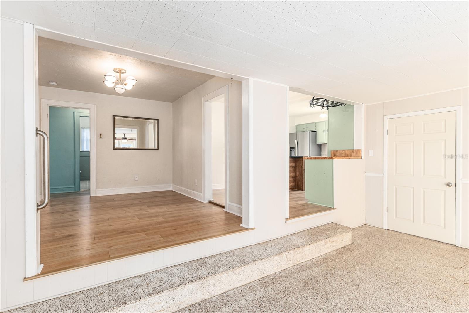 WILLISTON - Residential