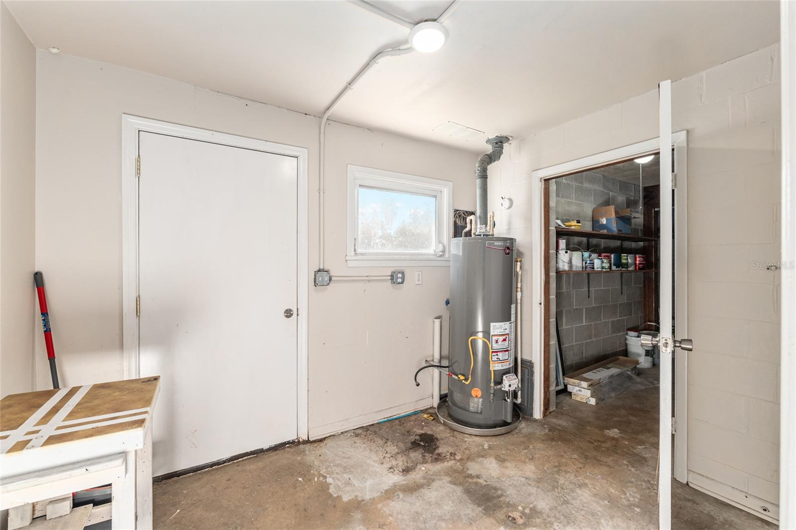 WILLISTON - Residential