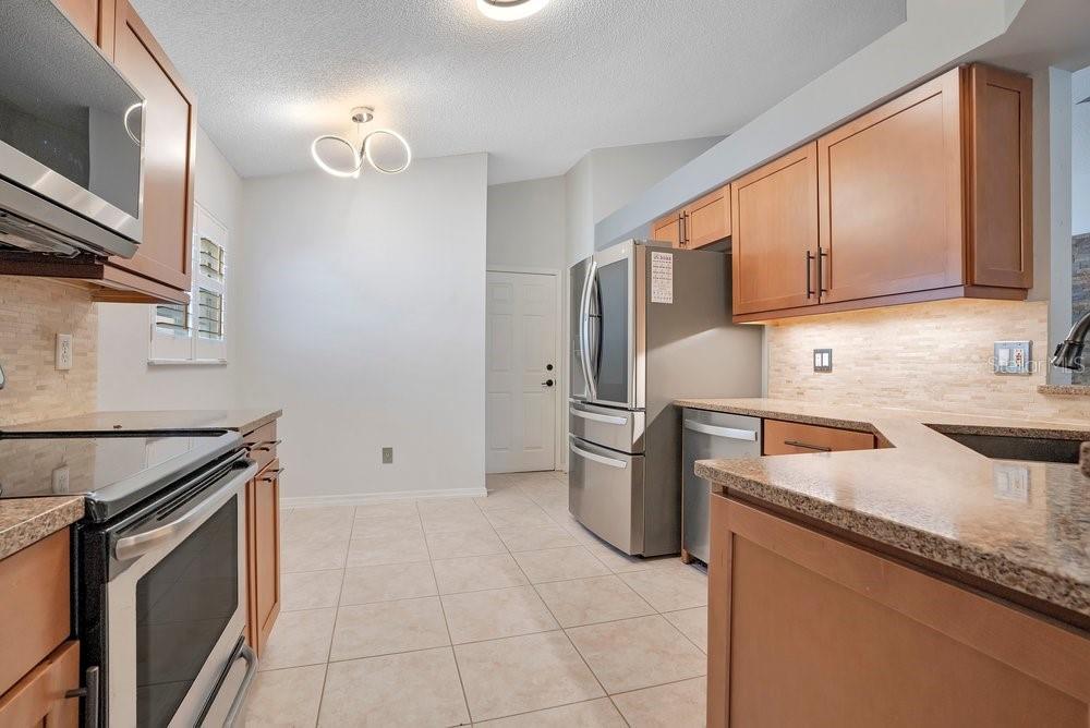 OAKS WEKIWA - Residential