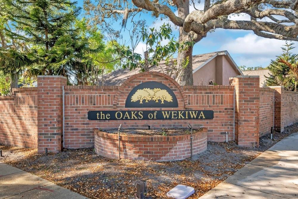 OAKS WEKIWA - Residential