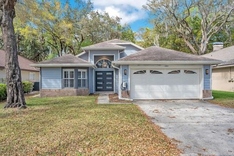 Photo of 1001 Piedmont Oaks Drive, Apopka, FL 32703 (MLS # O6391859)