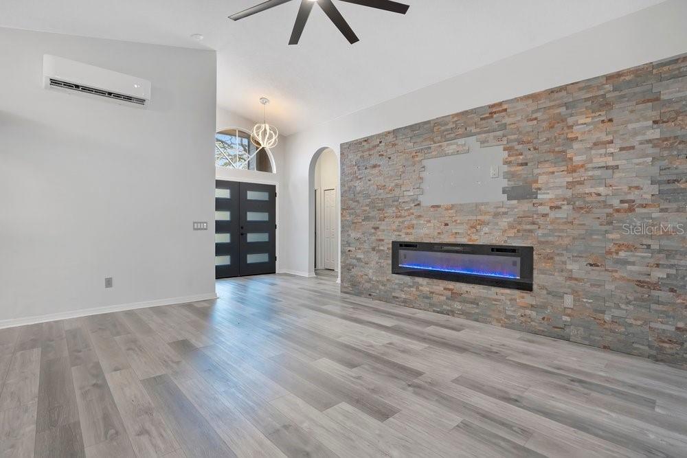 OAKS WEKIWA - Residential