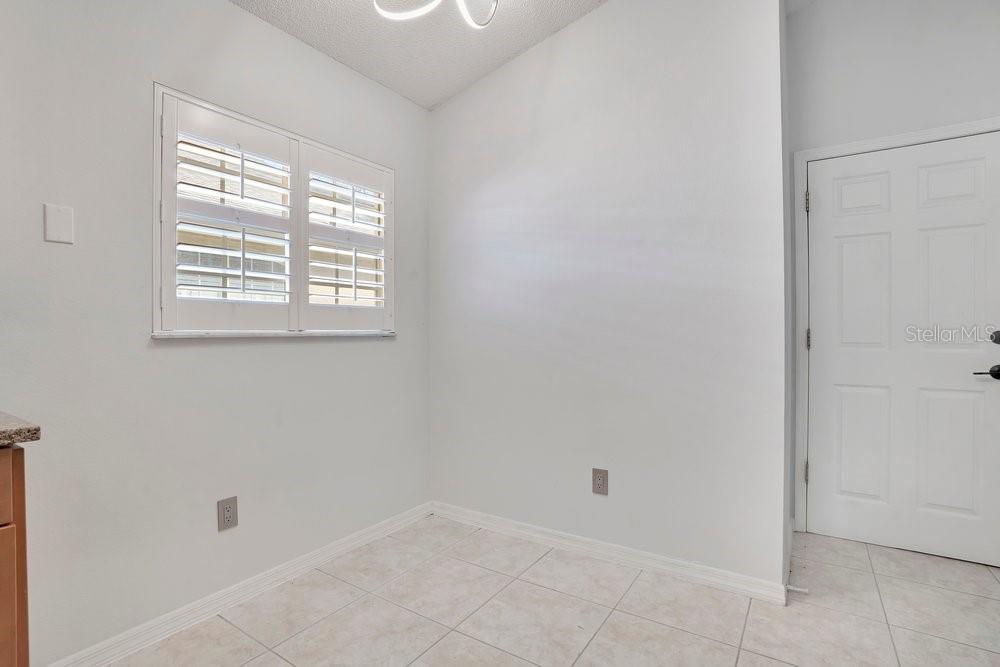 OAKS WEKIWA - Residential