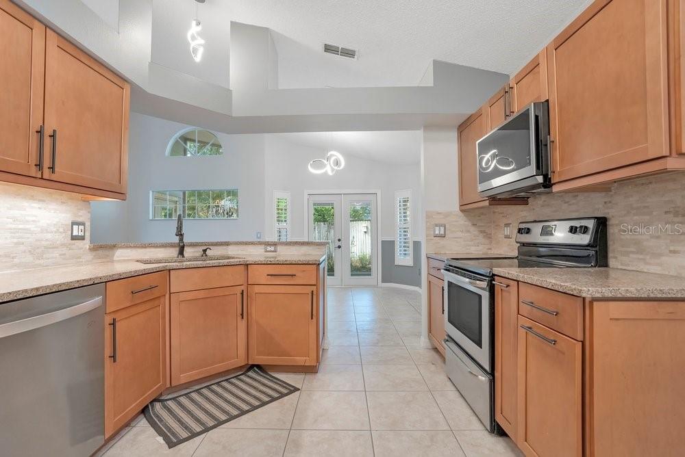 OAKS WEKIWA - Residential