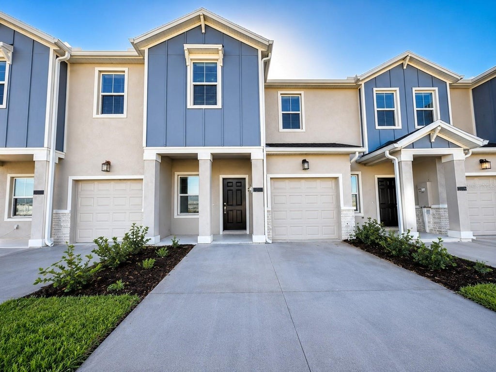 Photo of 5840 Energy Way, Clermont, FL 34714 (MLS # O6433402)
