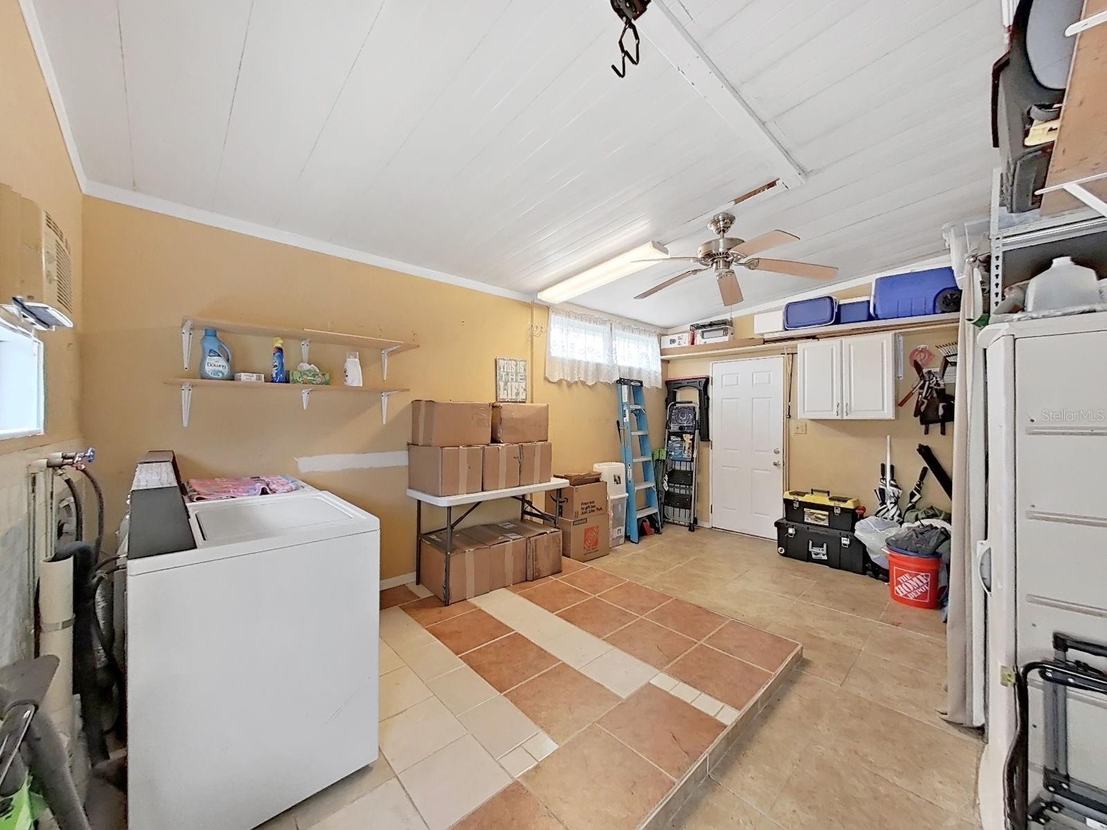 FOXWOOD LAKE ESTATES - Residential