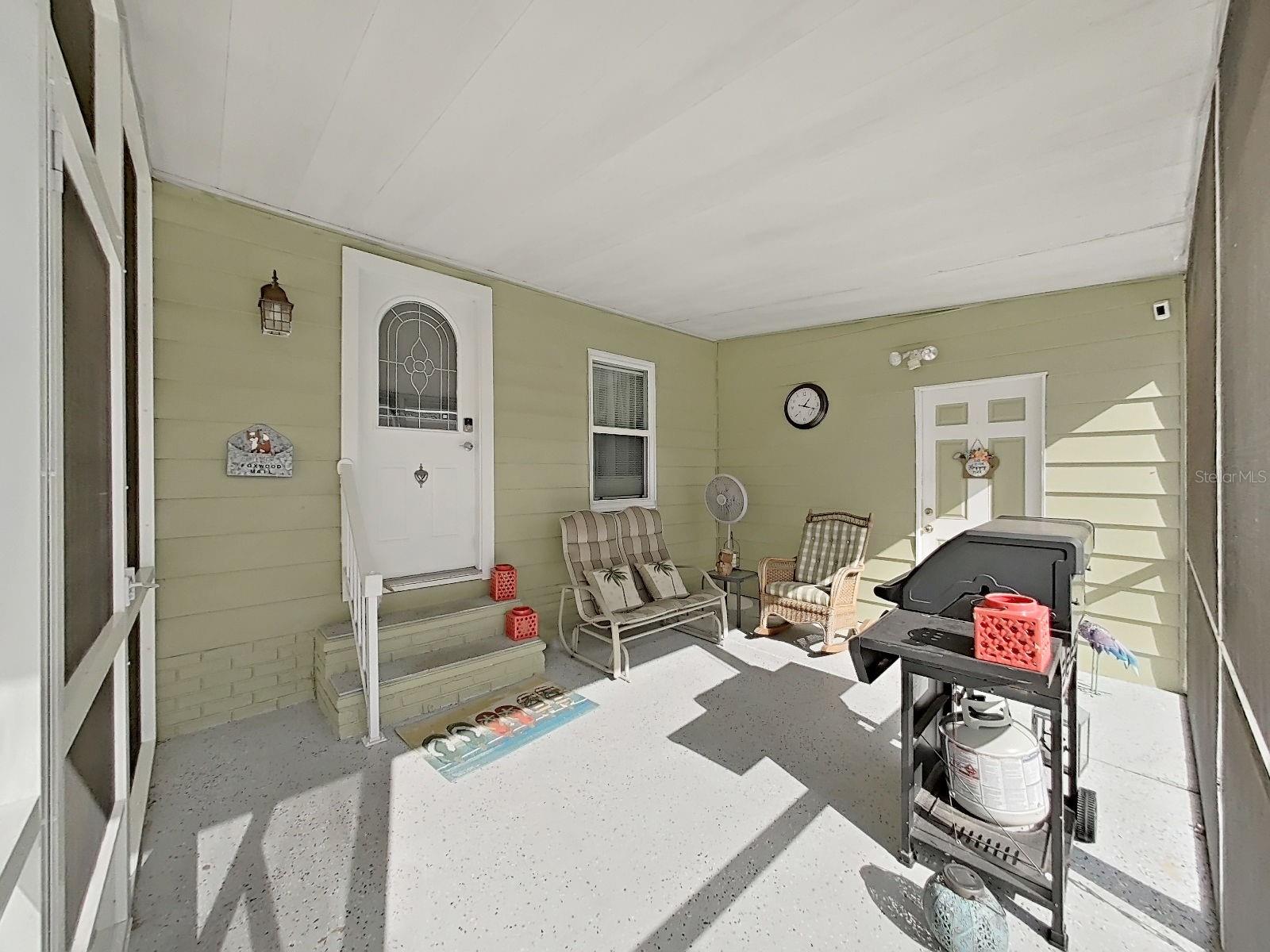 FOXWOOD LAKE ESTATES - Residential