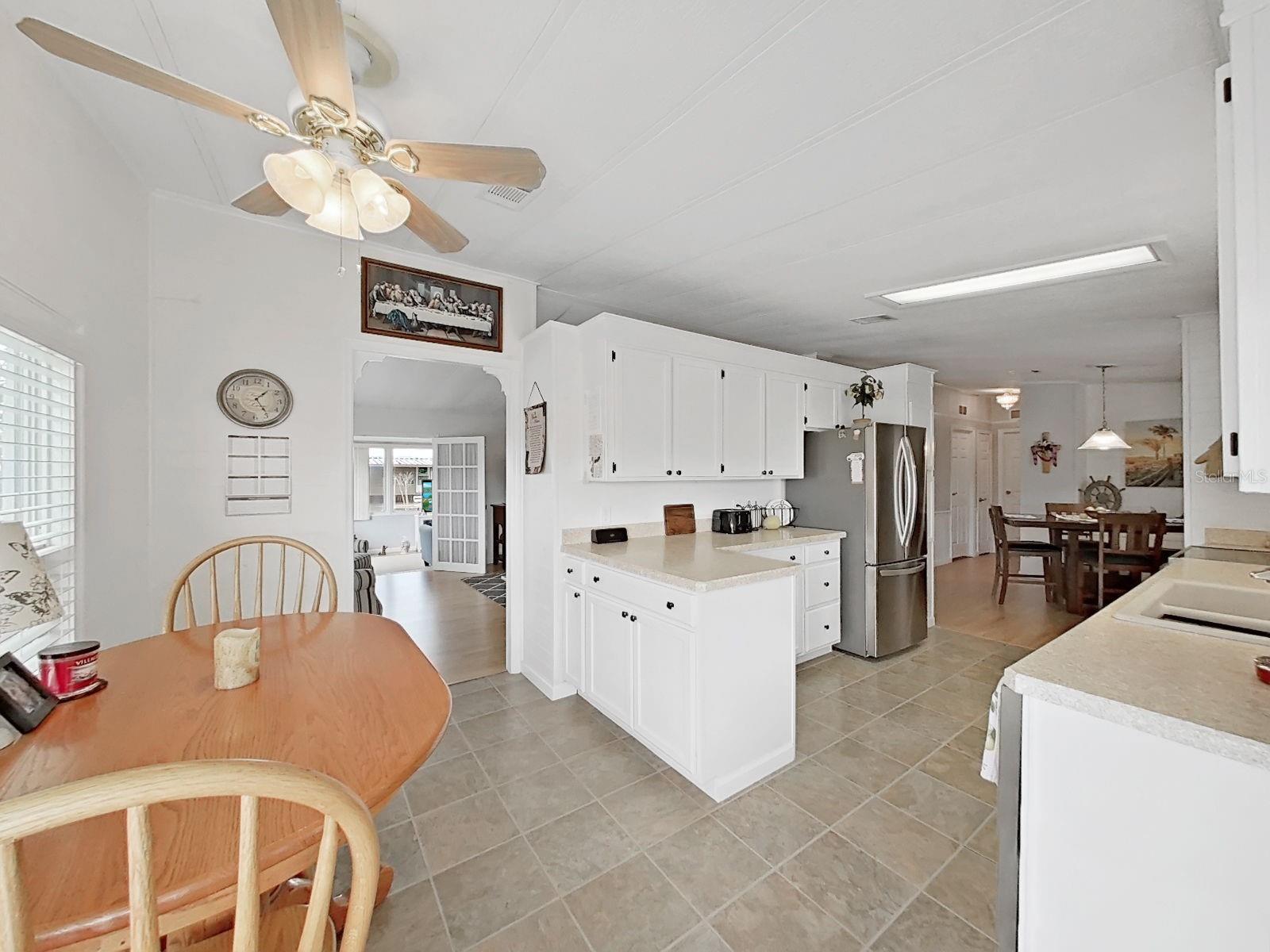 FOXWOOD LAKE ESTATES - Residential