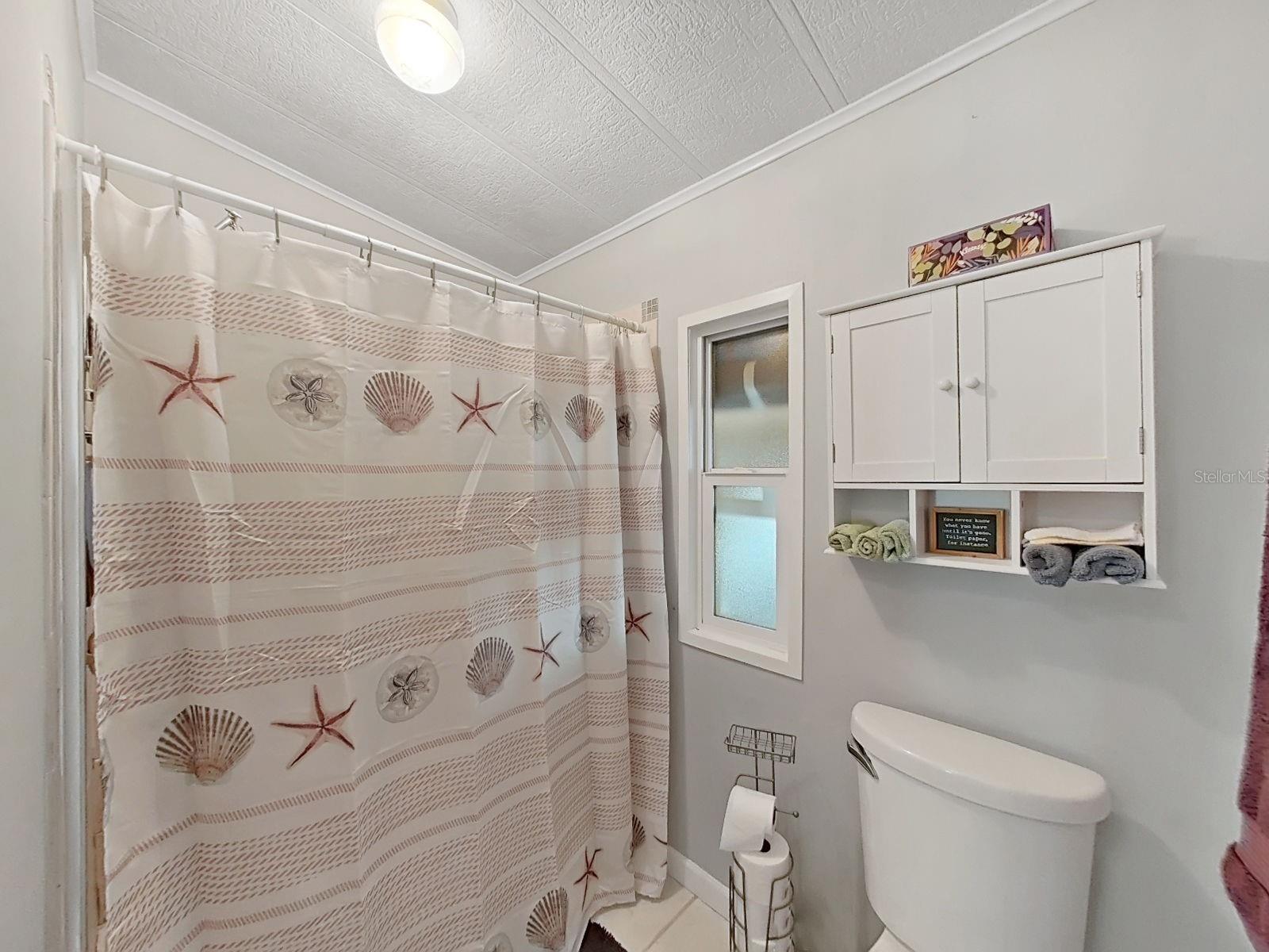 FOXWOOD LAKE ESTATES - Residential