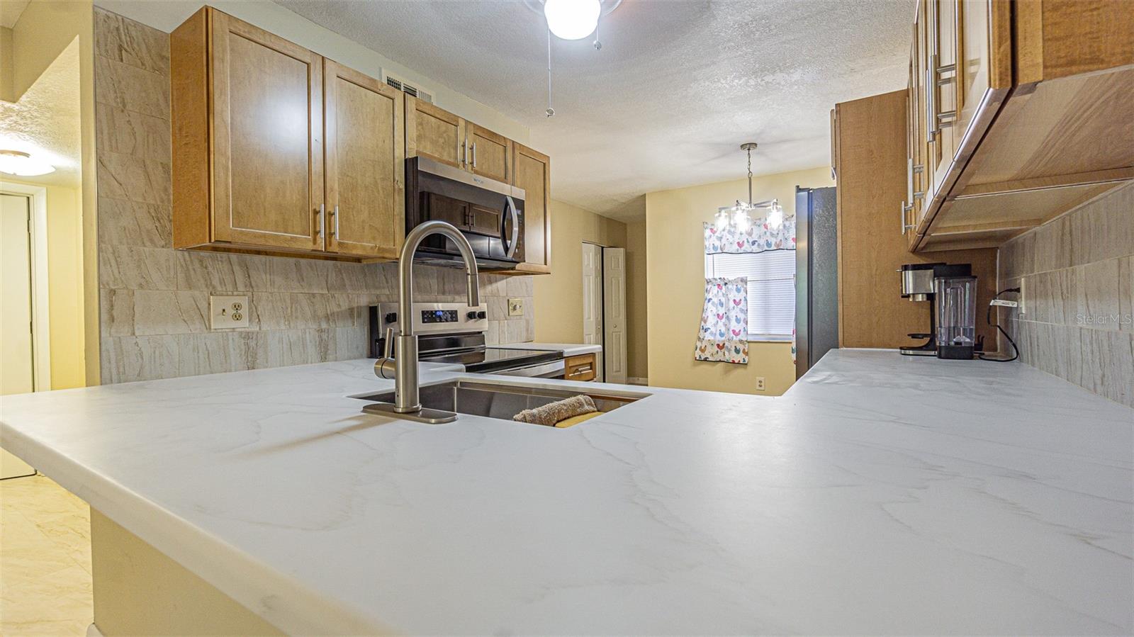 SHADOW LAKES CONDO - Residential