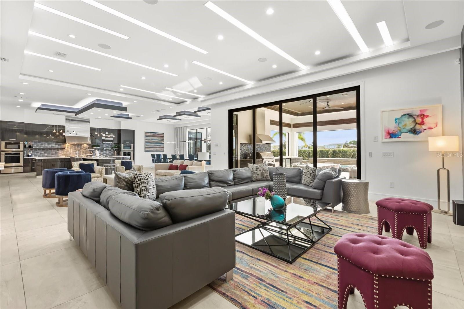 REUNION WEST VLGS NORTH - Residential