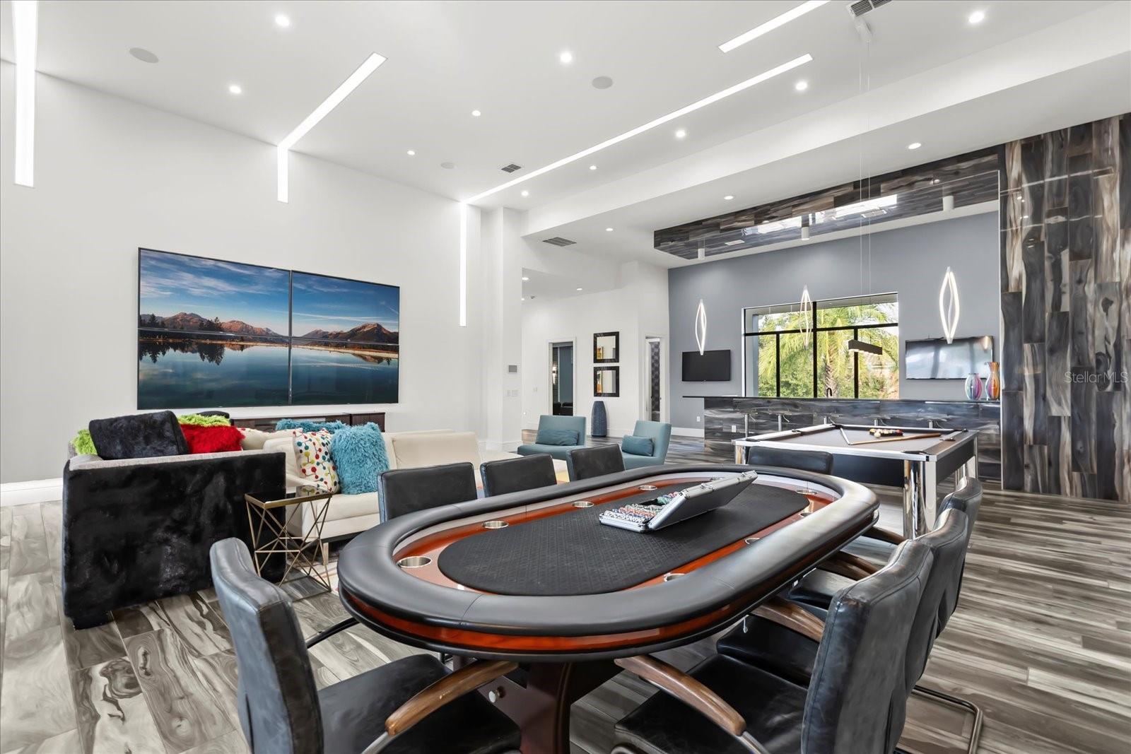 REUNION WEST VLGS NORTH - Residential