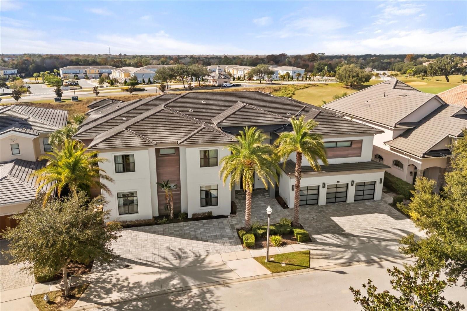 REUNION WEST VLGS NORTH - Residential