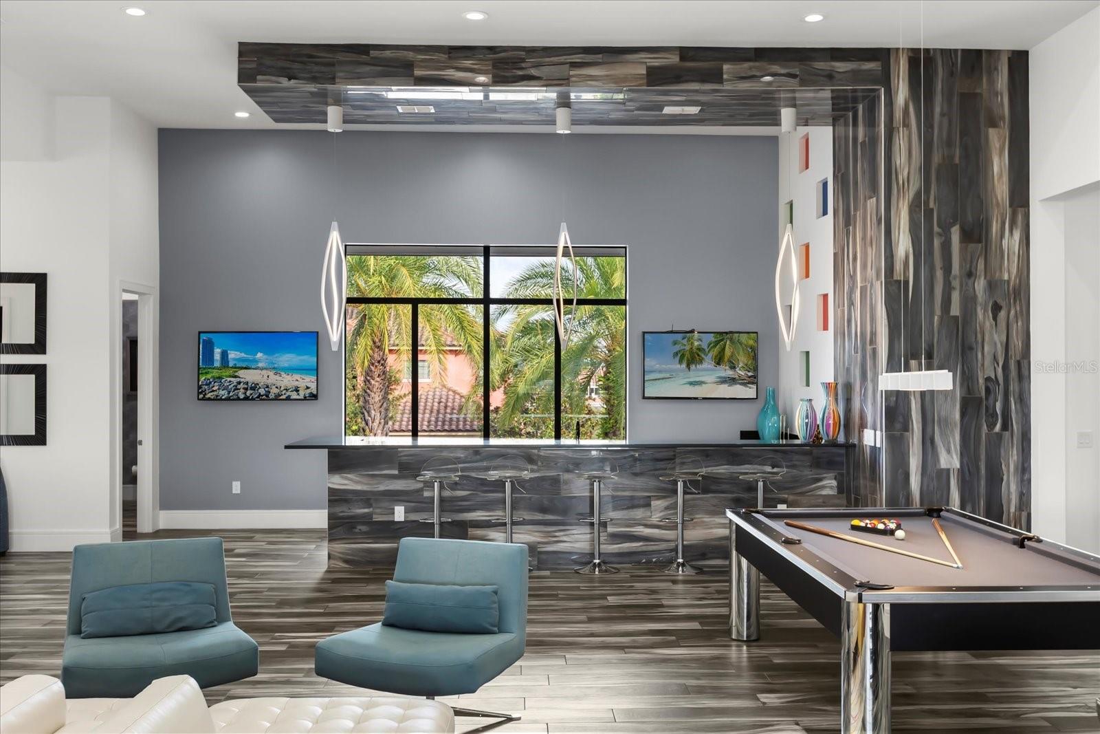 REUNION WEST VLGS NORTH - Residential