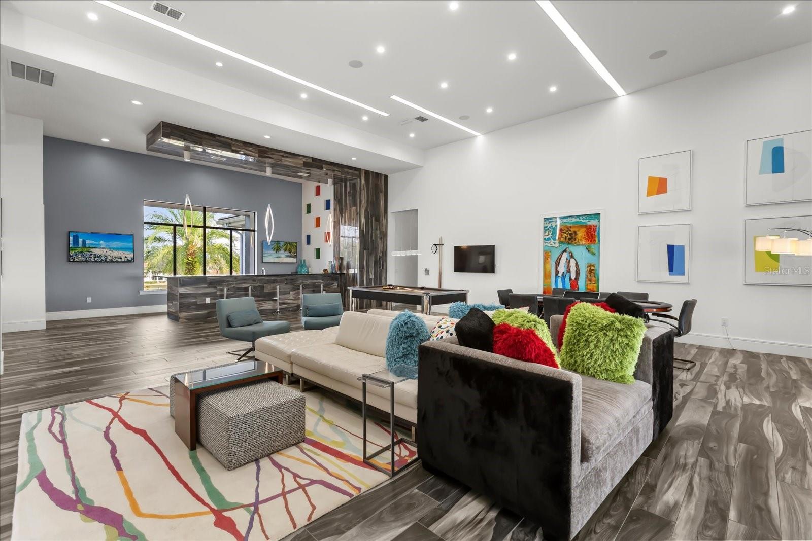 REUNION WEST VLGS NORTH - Residential