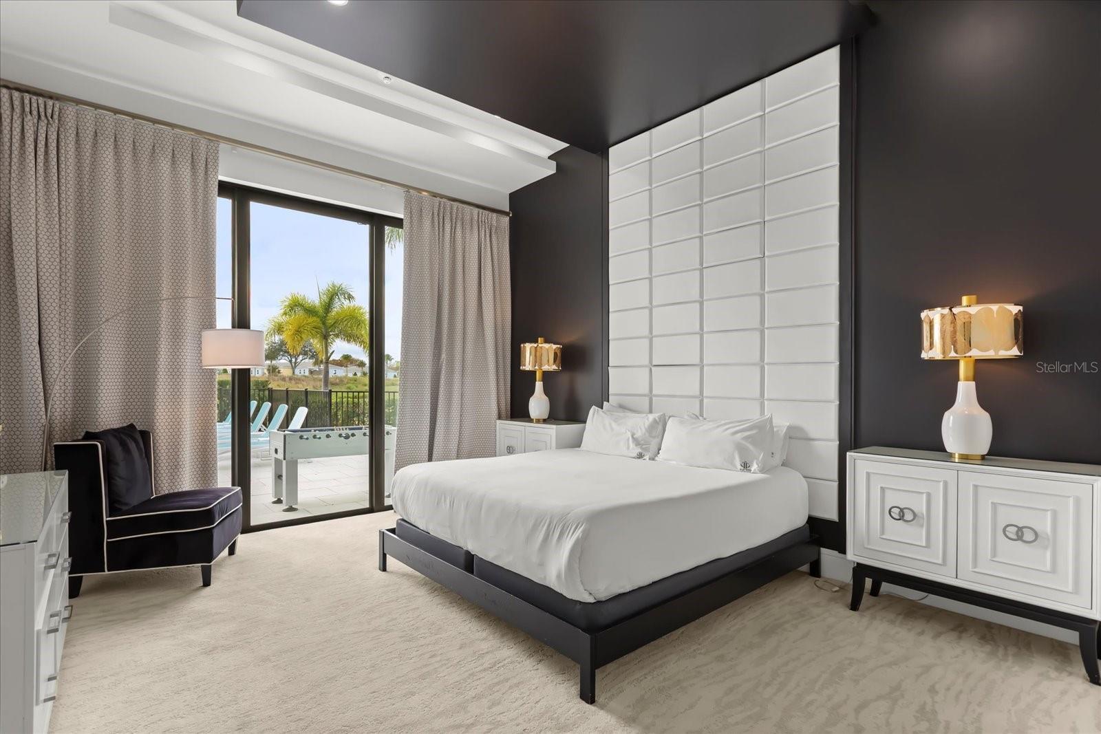 REUNION WEST VLGS NORTH - Residential