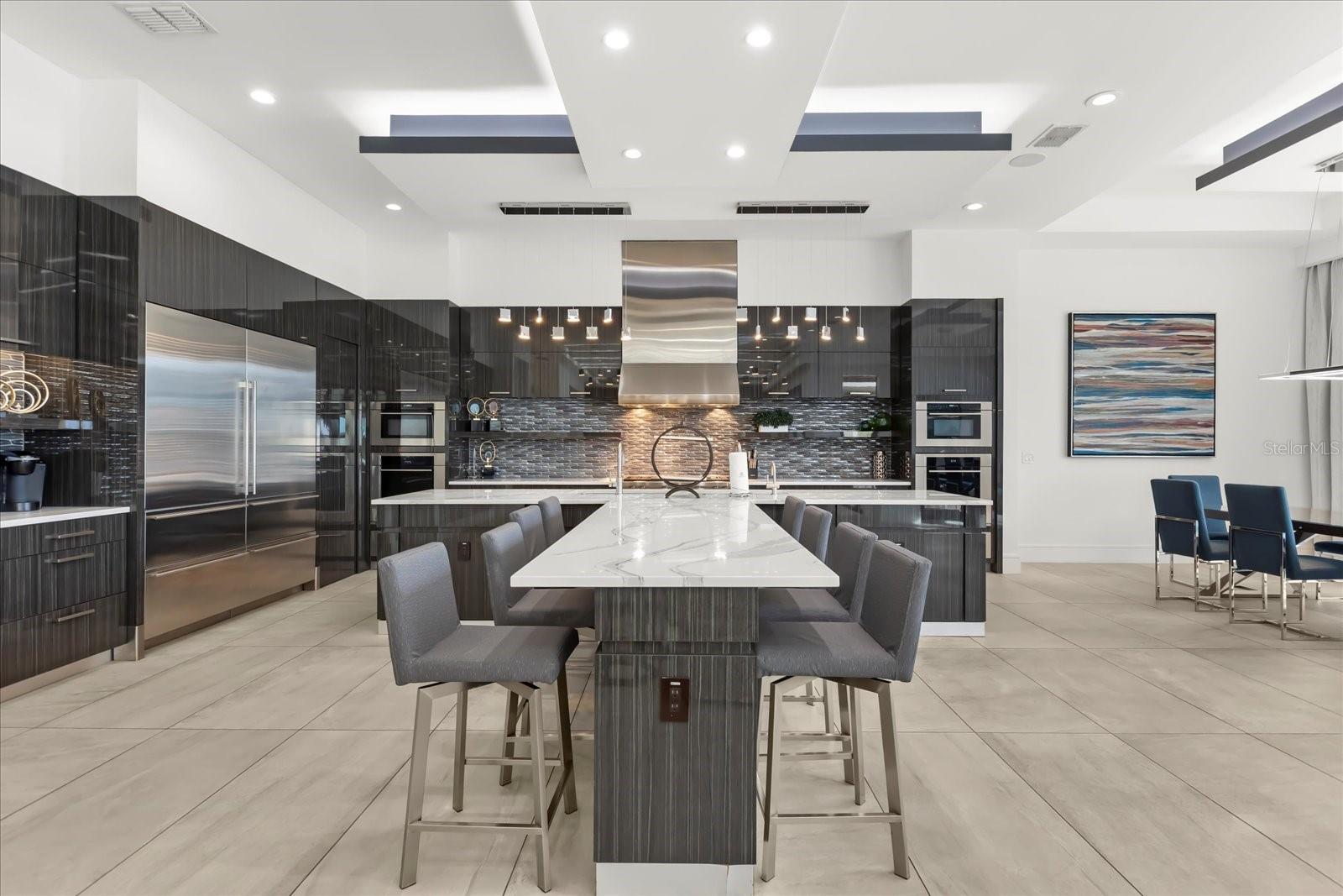 REUNION WEST VLGS NORTH - Residential