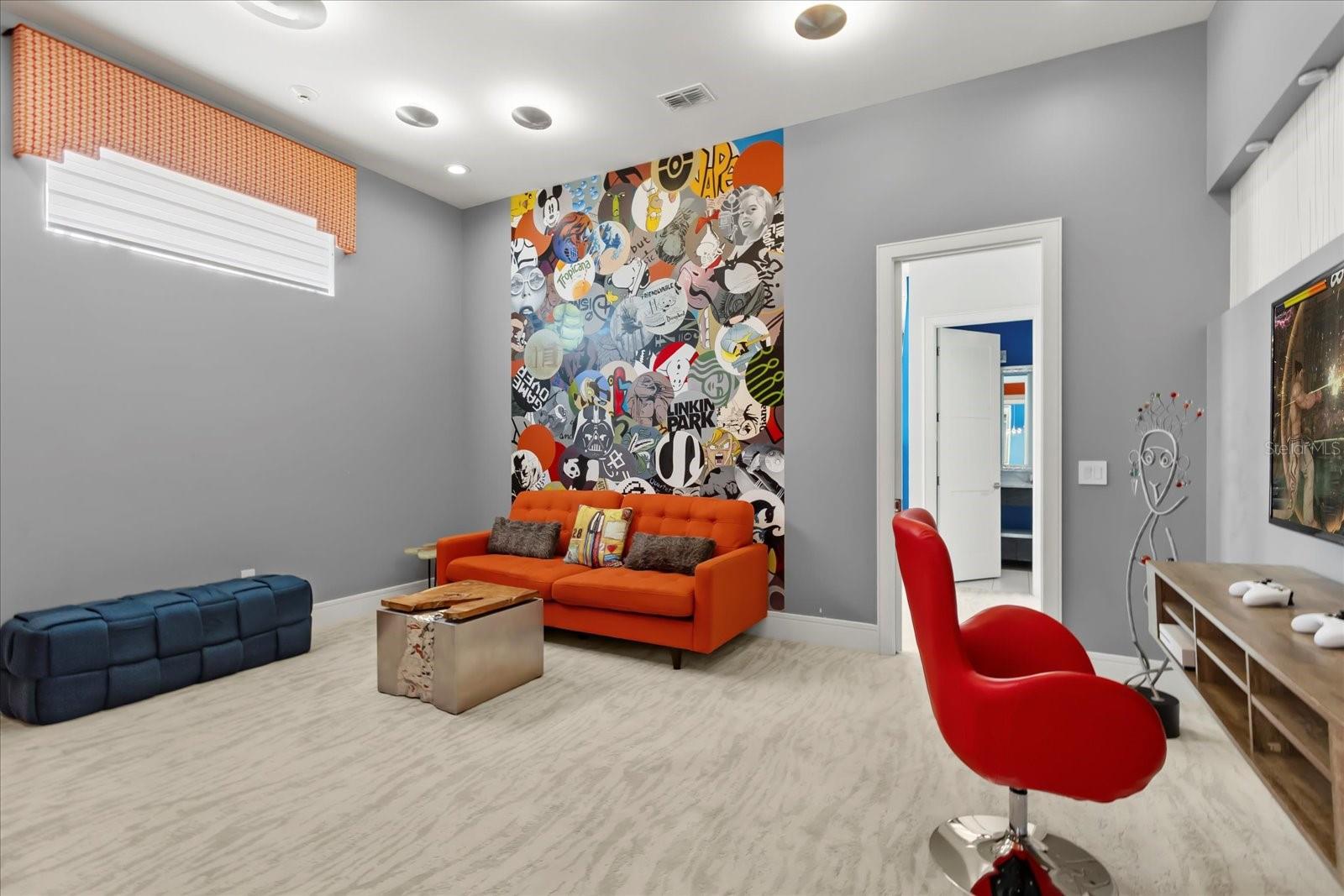 REUNION WEST VLGS NORTH - Residential