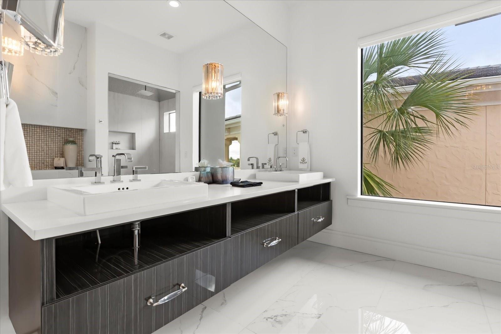 REUNION WEST VLGS NORTH - Residential