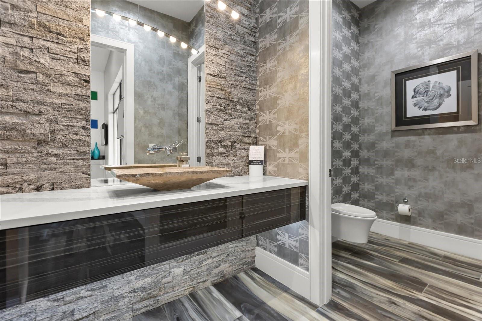 REUNION WEST VLGS NORTH - Residential