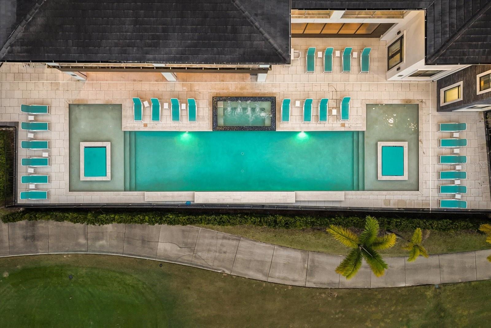 REUNION WEST VLGS NORTH - Residential