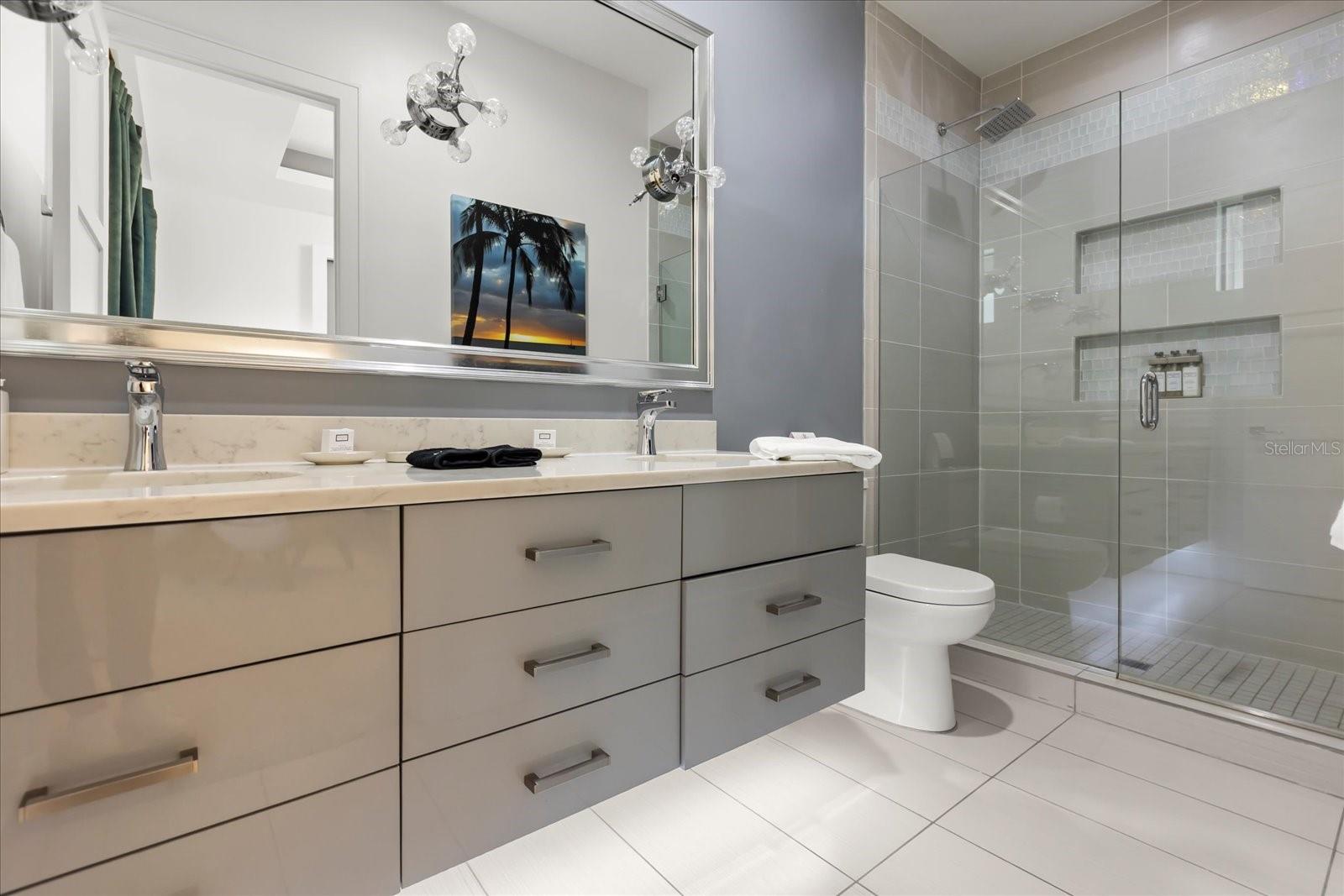 REUNION WEST VLGS NORTH - Residential