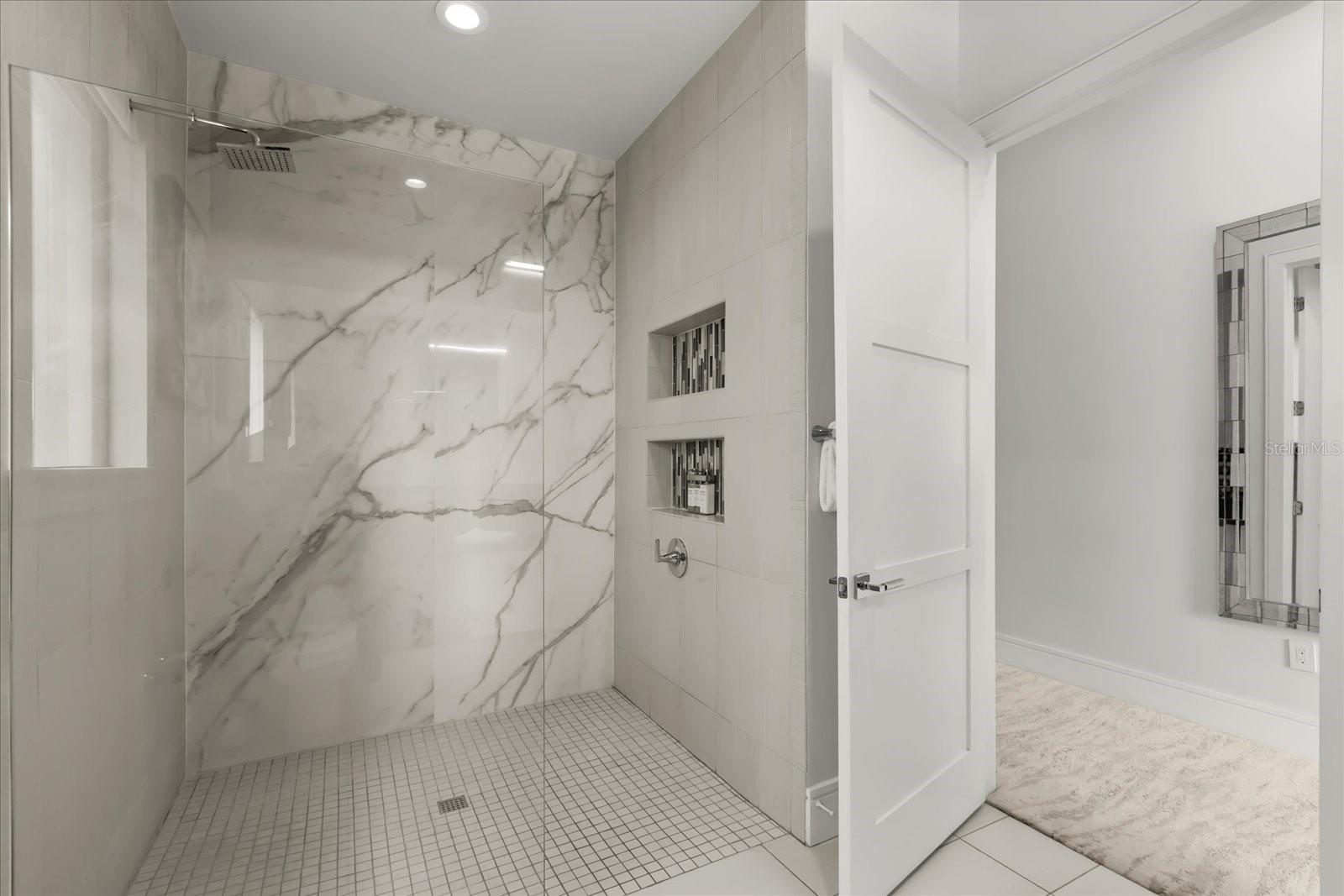 REUNION WEST VLGS NORTH - Residential