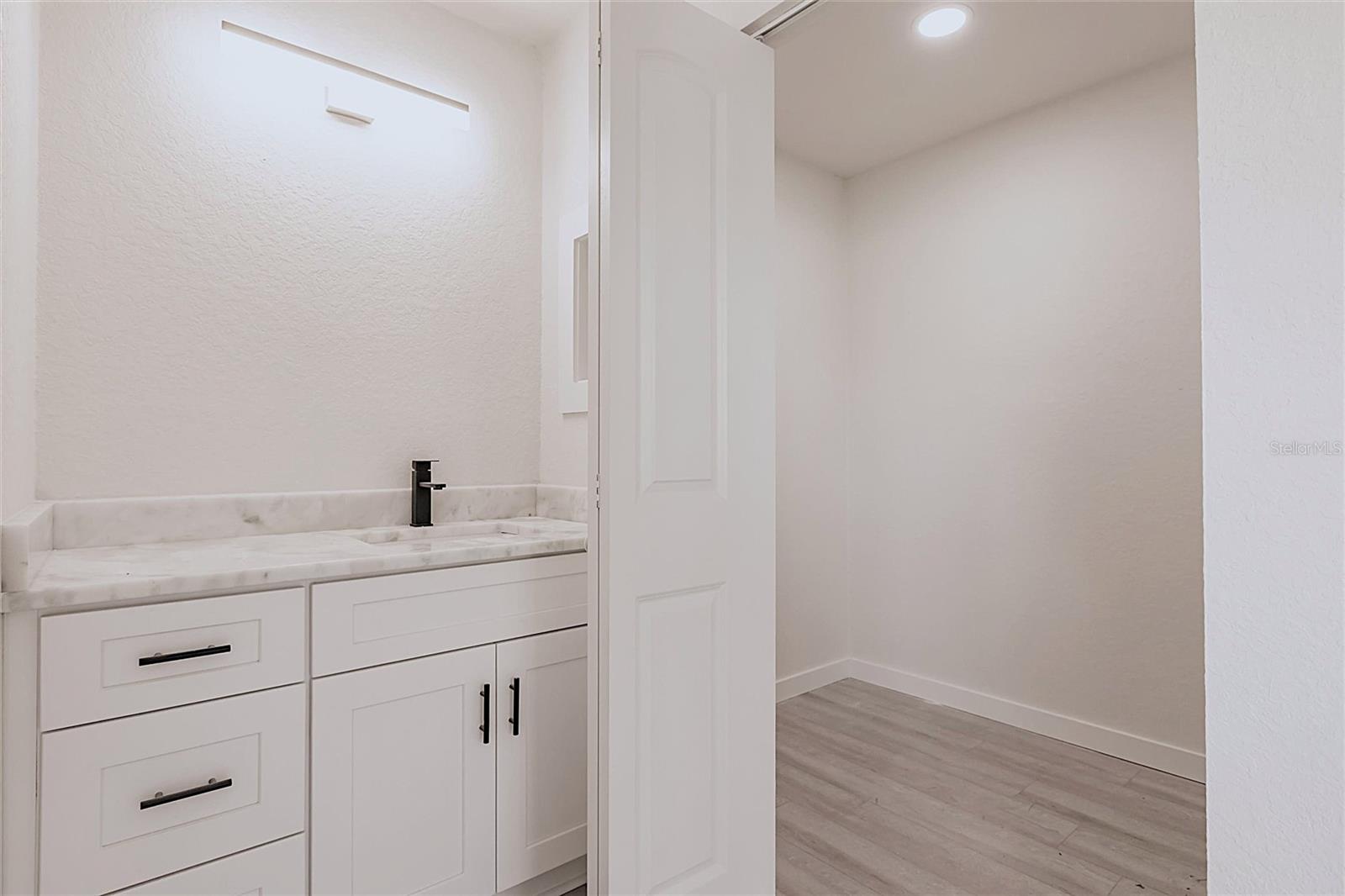 ROTONDA WEST OAKLAND HILLS - Residential