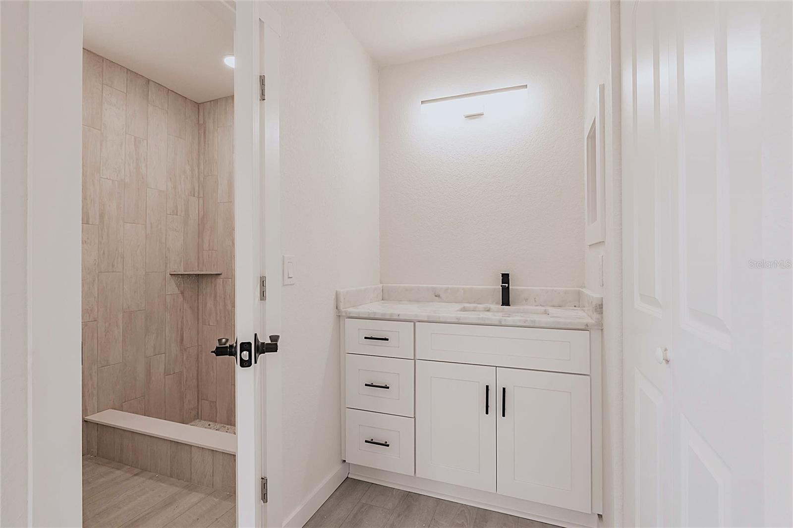 ROTONDA WEST OAKLAND HILLS - Residential