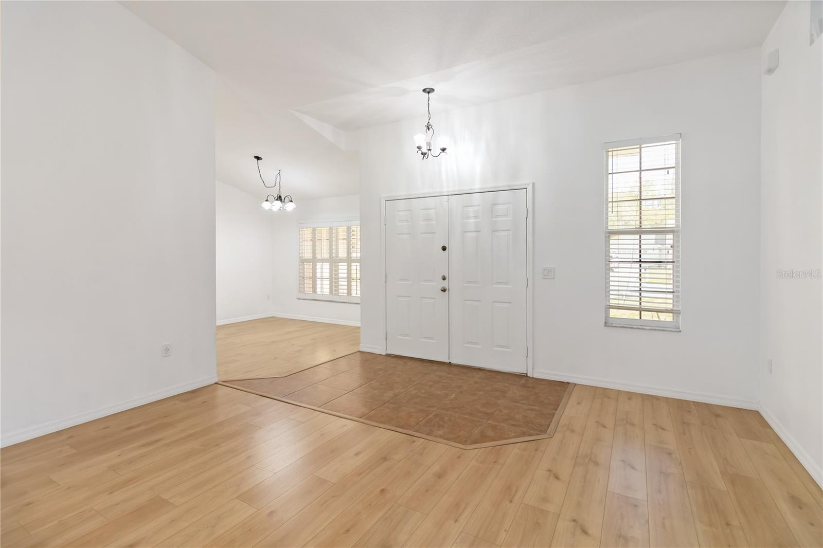 PLATTERS ADD - Residential