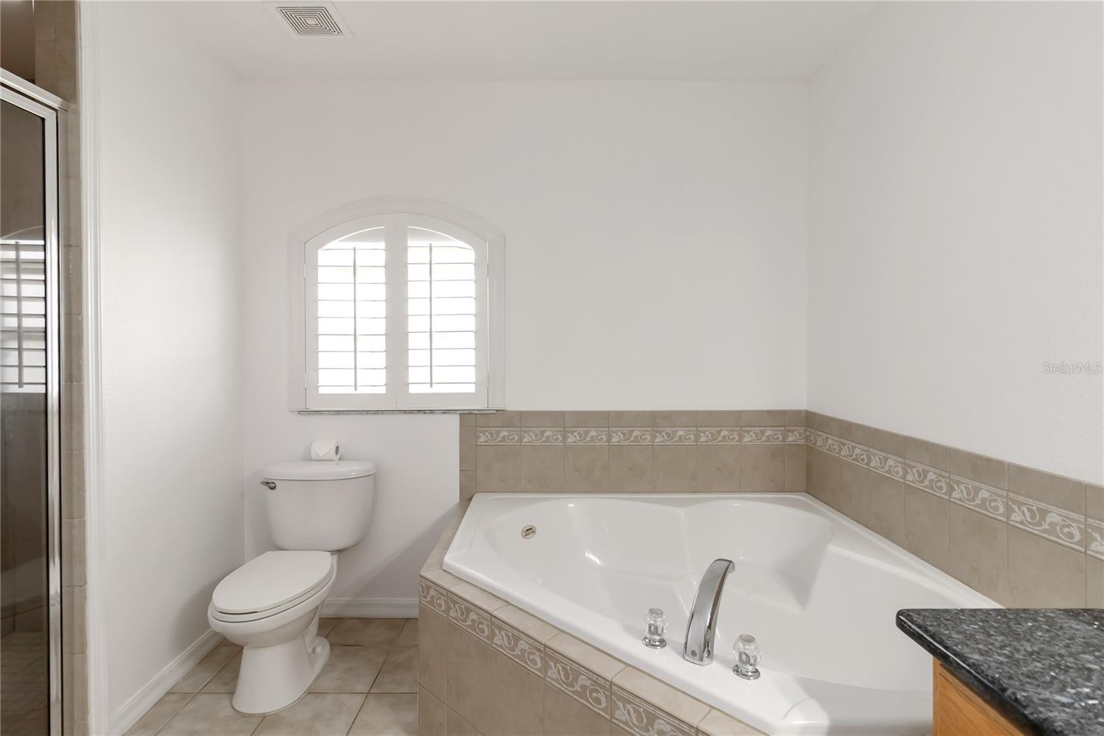 PLATTERS ADD - Residential