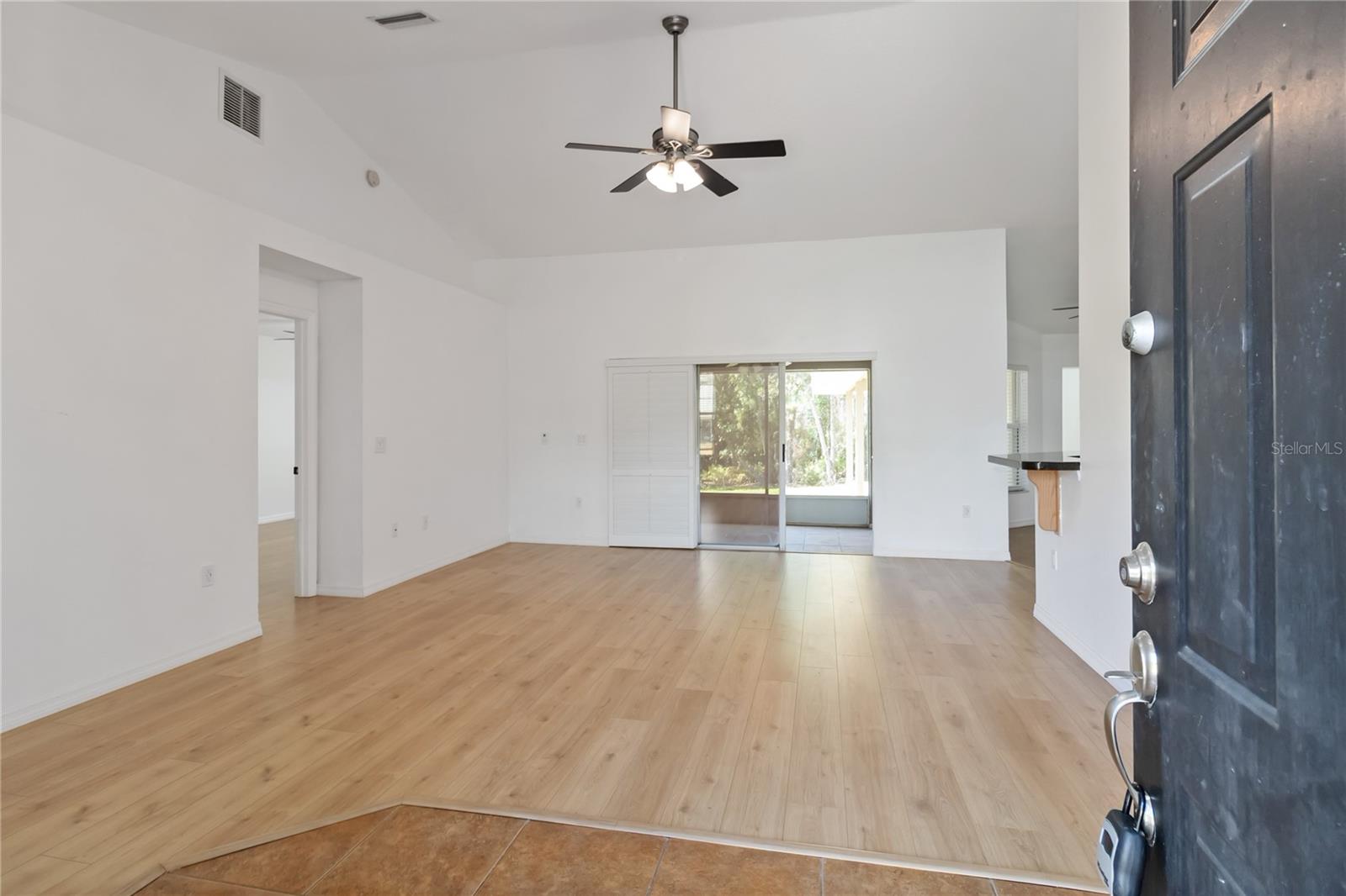 PLATTERS ADD - Residential