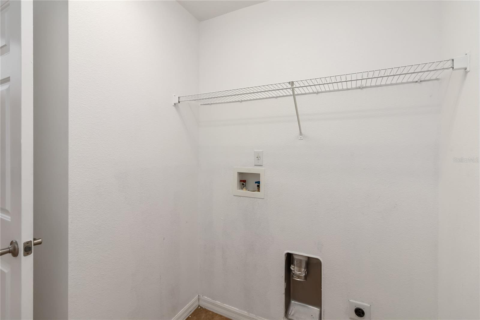 PLATTERS ADD - Residential