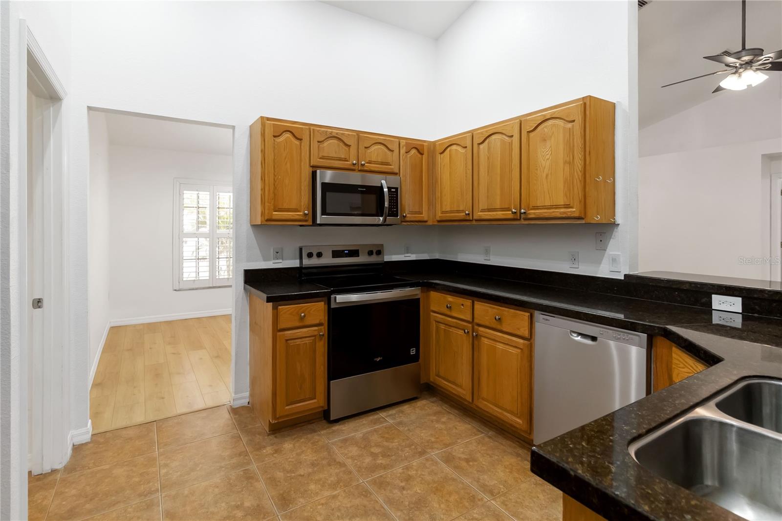 PLATTERS ADD - Residential