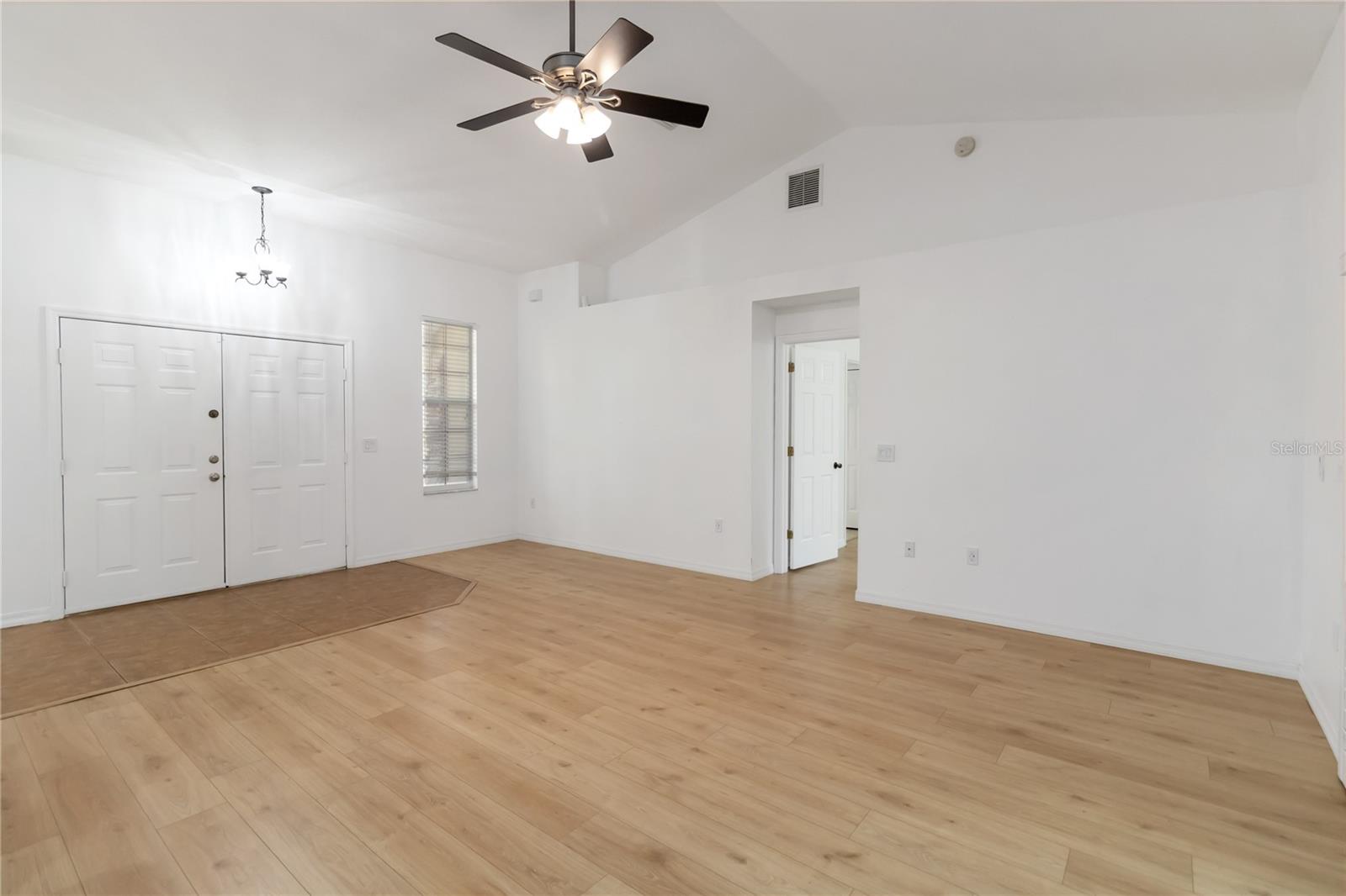 PLATTERS ADD - Residential